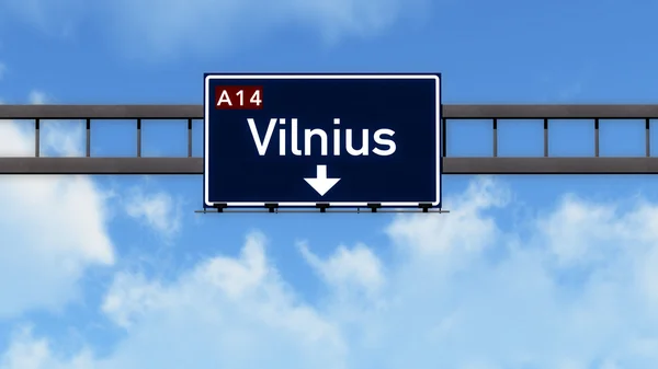 ヴィリニュスのリトアニアの高速道路の道路標識 — ストック写真
