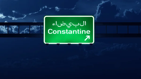 Constantine Alger Highway Road Sign at Night — Stock Photo, Image