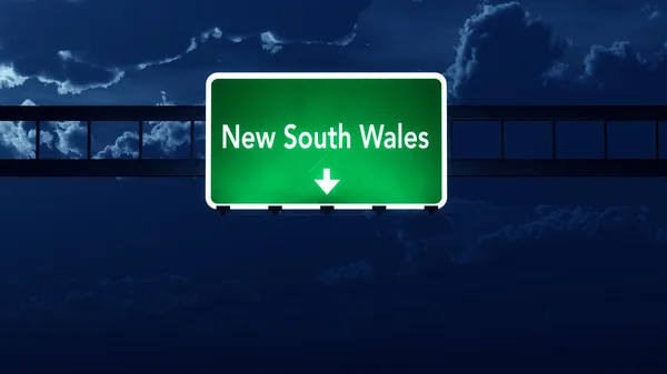 New South Wales Australia Highway Road Sign at Night — Stock Photo, Image