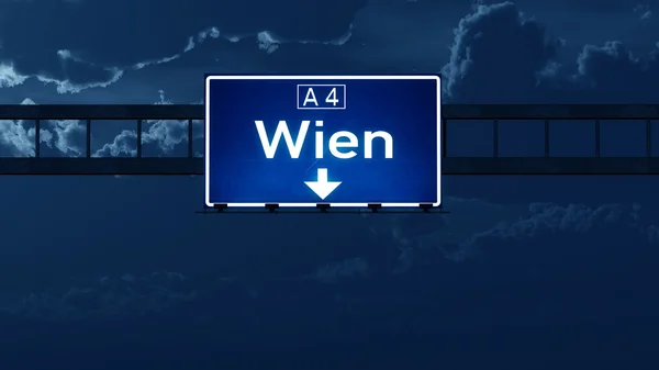 Wien austria Autobahnschild in der Nacht — Stockfoto