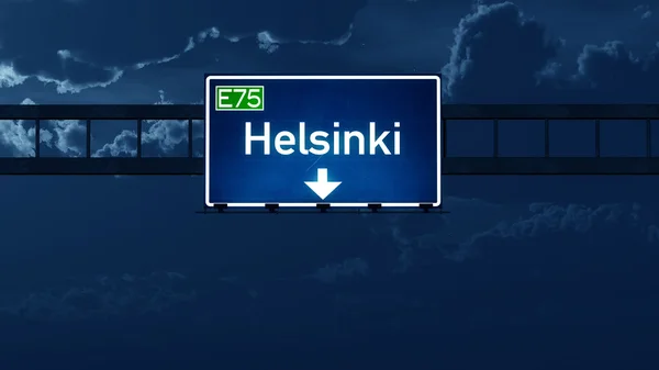 夜のヘルシンキ フィンランド高速道路道路標識 — ストック写真