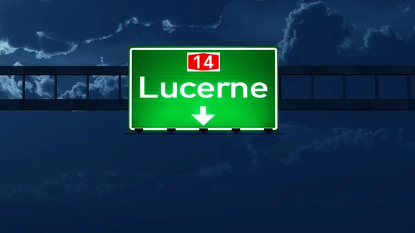 Lucerna Svizzera Highway Road Sign di notte — Foto Stock