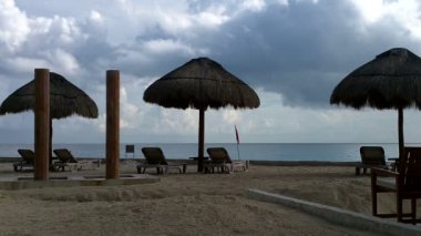 Karayipler resort havuz