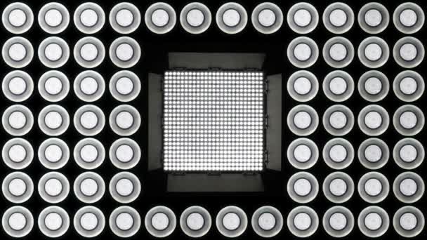 LED verlichting knippert — Stockvideo © boscorelli #70923867 LED verlichting knippert — Stockvideo © boscorelli #70923867