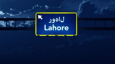 Lahor Pakistan Otoban yol işaret geceleri