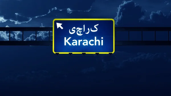 Karachi Pakistan Highway Road Sign at Night — Stockfoto