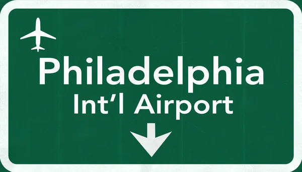 Philadelphia ABD Uluslararası Havaalanı Otoban yol işareti — Stok fotoğraf