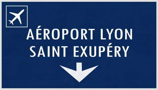 Lyon Frankrijk luchthaven Highway teken — Stockfoto