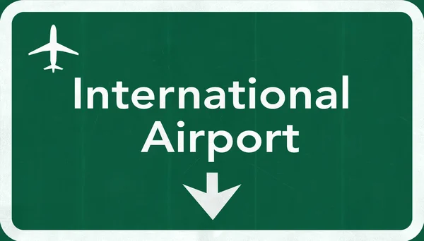 Υπογραφή αυτοκινητόδρομο διεθνές αεροδρόμιο — Φωτογραφία Αρχείου