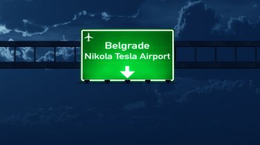 Belgrad Sırbistan Havaalanı Otoban yol işaret geceleri