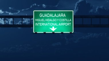 Guadalajara Meksika Havaalanı Otoban yol işaret geceleri