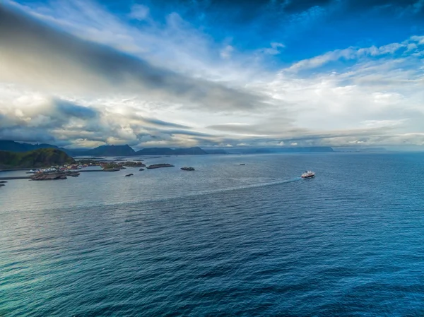 Hurtigruten из воздуха — стоковое фото