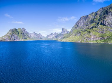 Fjord lofoten üzerinde
