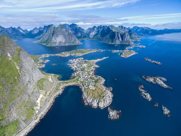 Villaggio di pescatori in Norvegia — Foto Stock