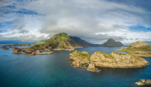 Mortsund auf lofoten — Stockfoto