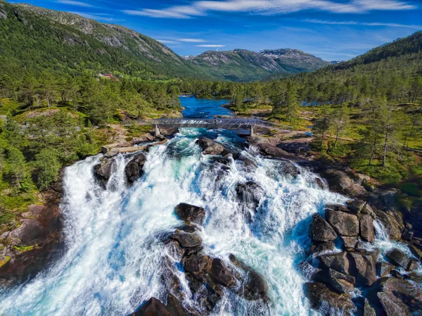 Likholefossen vodopád v Norsku — Stock fotografie