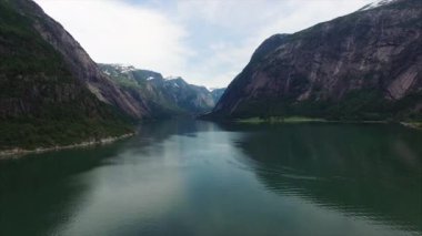 Norveç'te pitoresk Hardanger fiyort havadan görüntüleri