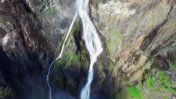 Voringfossen waterfall in Norway, famous tourist attraction. — Stock Video