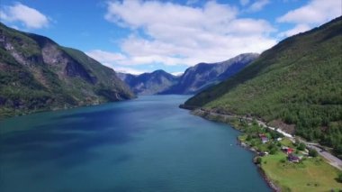 Norveç Fiyordu, havadan görünümü.