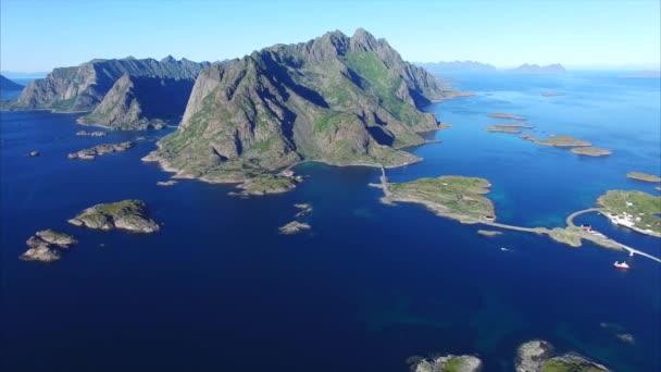 Aerial view of beautiful Lofoten coast — Stock Video