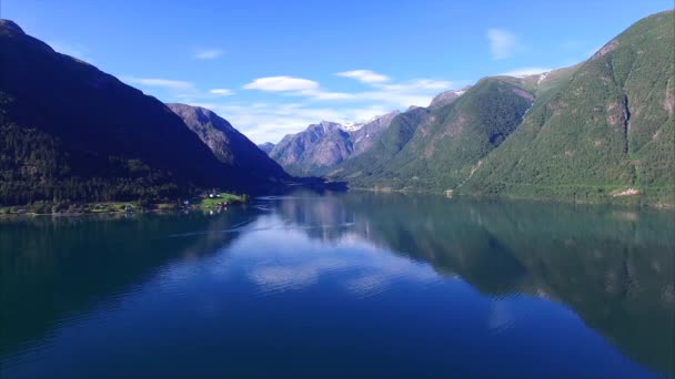 Fjorden i Norge, Flygfoto — Stockvideo