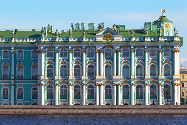 Arquitetura clássica de São Petersburgo. Rússia . — Fotografia de Stock