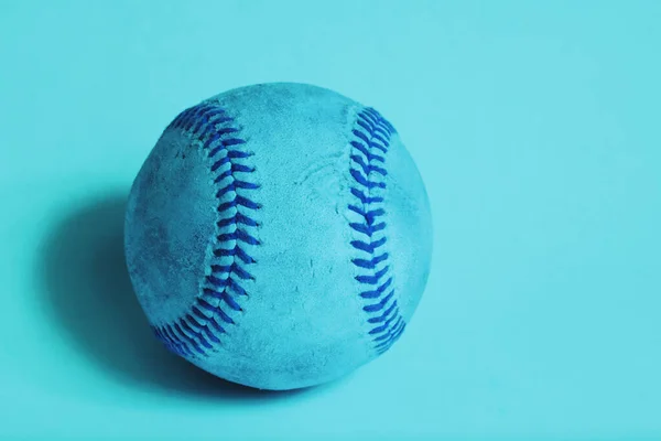 体育用浅蓝色流行艺术风格的棒球 — 图库照片