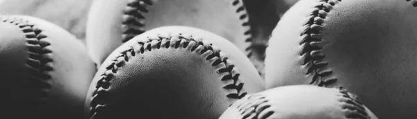 Vintage Baseballs Zbliżenie Czerni Bieli — Zdjęcie stockowe