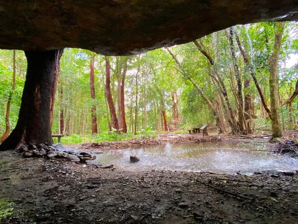 Rustige Grot Waterval Regen — Stockfoto