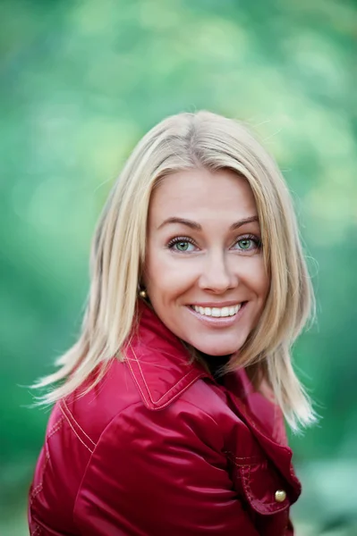 Smiling blond woman — Stock Photo, Image