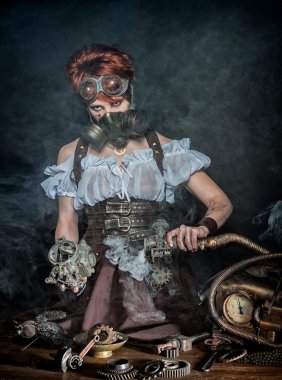 Steampunk kız