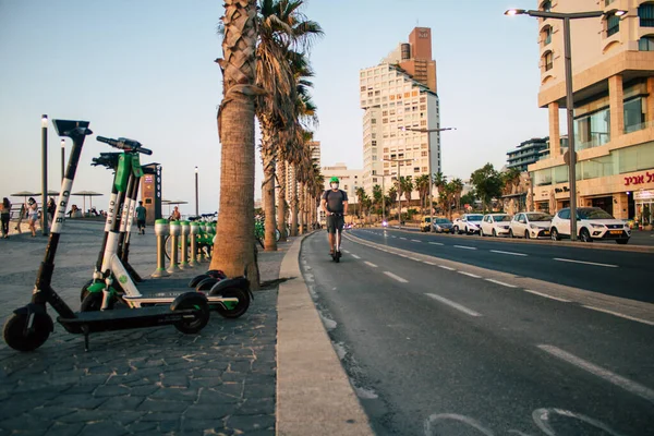 Tel Aviv Israel Outubro 2020 Vista Povo Não Identificado Rolando — Fotografia de Stock
