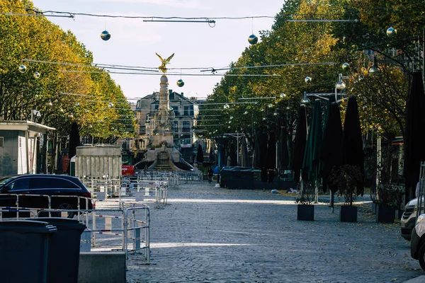 法国里姆2020年10月31日科罗纳韦勒斯大流行期间市中心空旷街道的景观影响了法国 以限制其人口的增长 — 图库照片