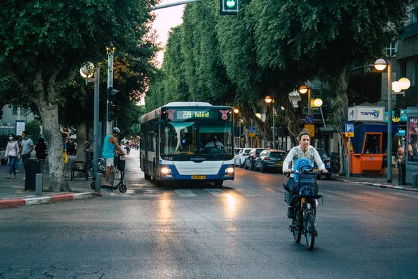 Τελ Αβίβ Ισραήλ Νοεμβρίου 2020 Άποψη Αγνώστων Στοιχείων Που Κυκλοφορούν — Φωτογραφία Αρχείου