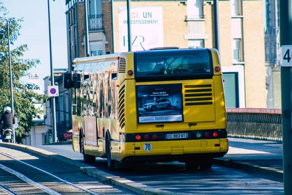 Reims France Listopada 2020 Widok Tradycyjnego Autobusu Miejskiego Dla Pasażerów — Zdjęcie stockowe