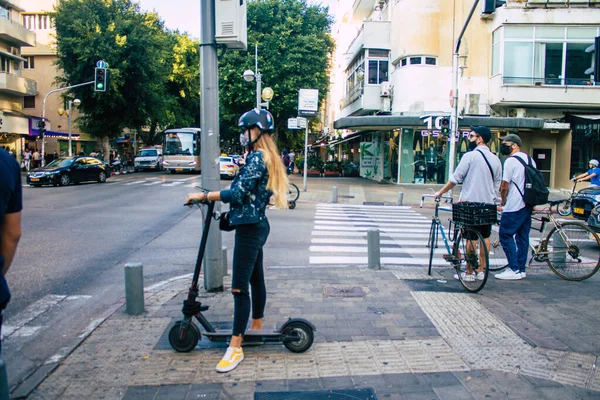 Tel Aviv Israel November 2020 Pemandangan Orang Tak Dikenal Bergulir — Stok Foto