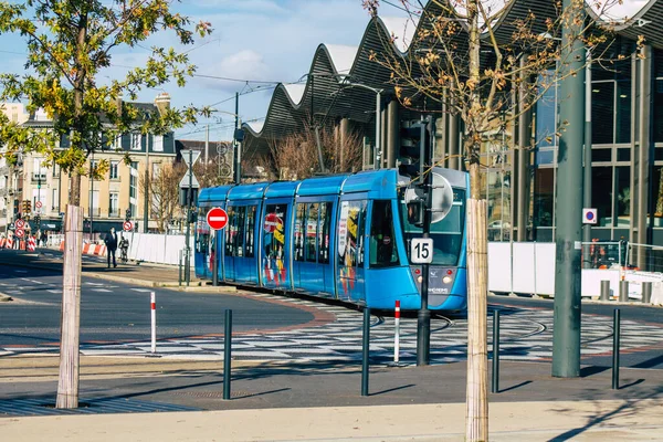 Reims France Listopad 2020 Widok Nowoczesnego Tramwaju Elektrycznego Dla Pasażerów — Zdjęcie stockowe