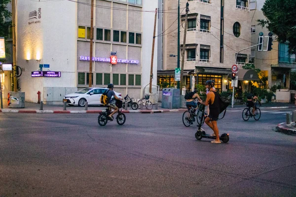 Тель Авив Израиль Ноября 2020 Вид Неизвестных Людей Прокатившихся Улицам — стоковое фото