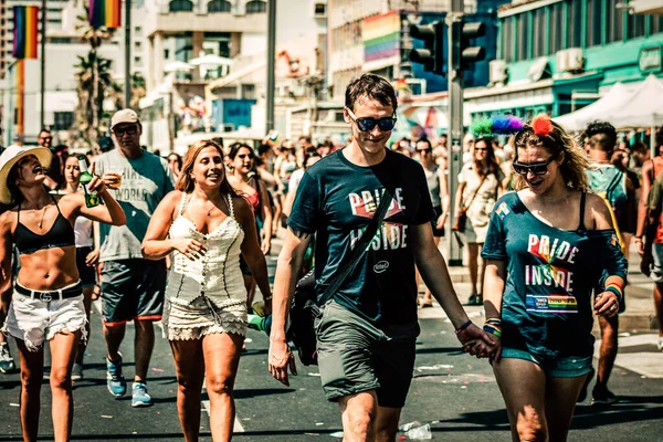 Tel Awiw Izrael Czerwiec 2019 Widok Niezidentyfikowanych Osób Uczestniczących Paradzie — Zdjęcie stockowe
