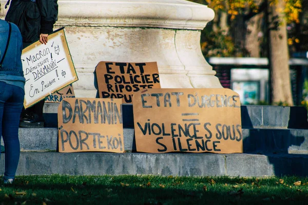 Reims France Novembre 2020 Veduta Manifestanti Non Identificati Che Protestano — Foto Stock