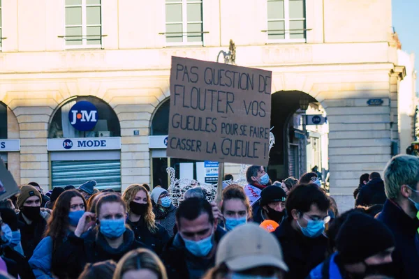 Reims France Novembre 2020 Veduta Manifestanti Non Identificati Che Protestano — Foto Stock