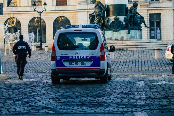 Reims Francie Listopad 2020 Pohled Francouzské Policejní Auto Valící Historických — Stock fotografie