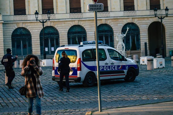 Reims Francja Listopada 2020 Widok Francuskiego Radiowozu Toczącego Się Historycznych — Zdjęcie stockowe