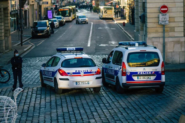 Реймс Франция Ноября 2020 Вид Французскую Полицейскую Машину Катающуюся Историческим — стоковое фото
