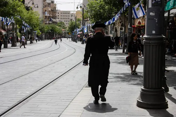 Jerusalén Israel 2019 Vista Personas Israelíes Identificadas Caminando Por Calle — Foto de Stock