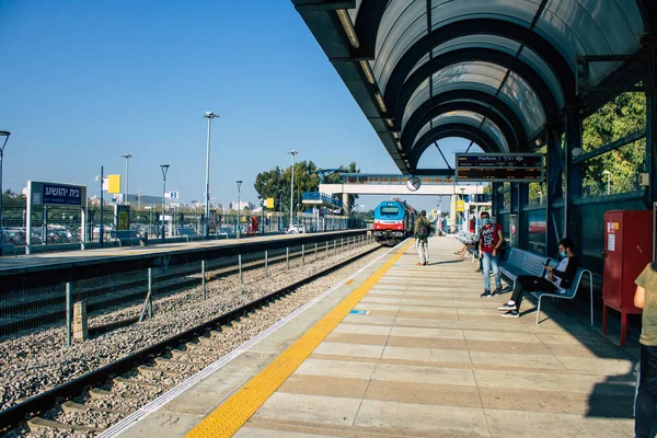 Tel Aviv Israel Dezembro 2020 Vista Plataforma Estação Ferroviária Cidade — Fotografia de Stock