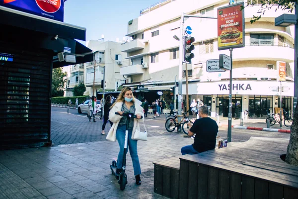 Tel Aviv Israel Diciembre 2020 Vista Personas Identificadas Rodando Por — Foto de Stock