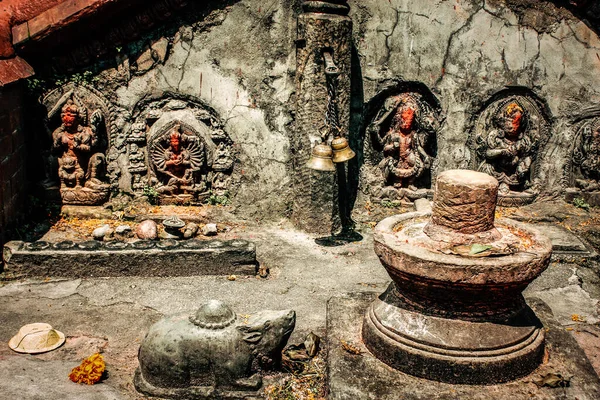 Храм Пашупатинатхи Созданный Веке Является Известным Священным Индуистским Храмовым Комплексом — стоковое фото