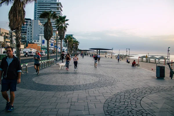 Tel Aviv Israel December 2020 View Unidentified Israeli People Walking — Stock Photo, Image