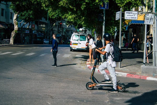 Tel Aviv Israel Diciembre 2020 Vista Personas Identificadas Rodando Por — Foto de Stock